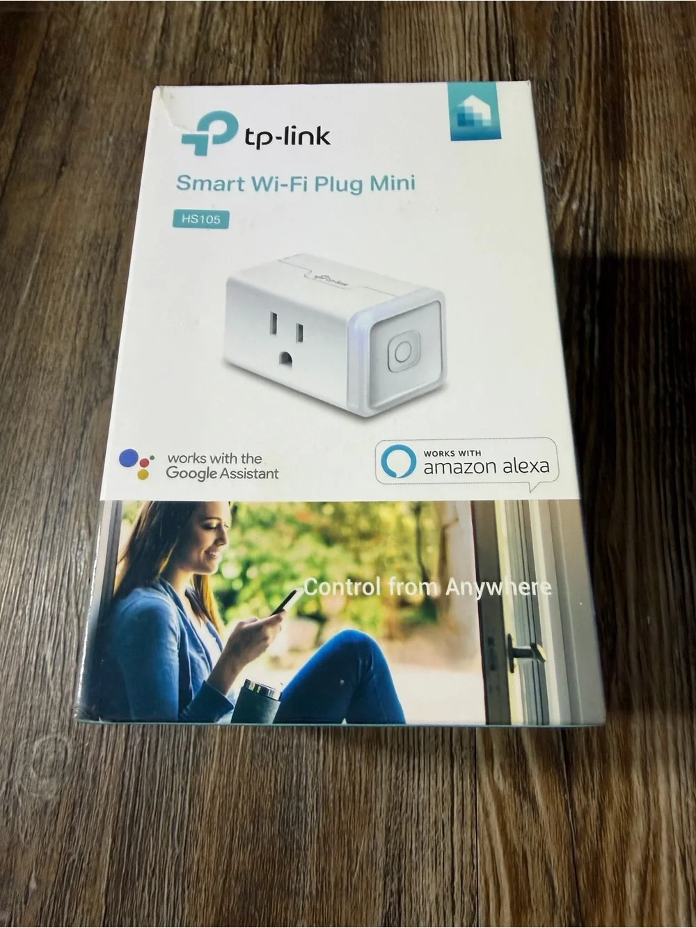 TP-Link Smart Wi-Fi Plug Mini HS105 — White and Teal Accents